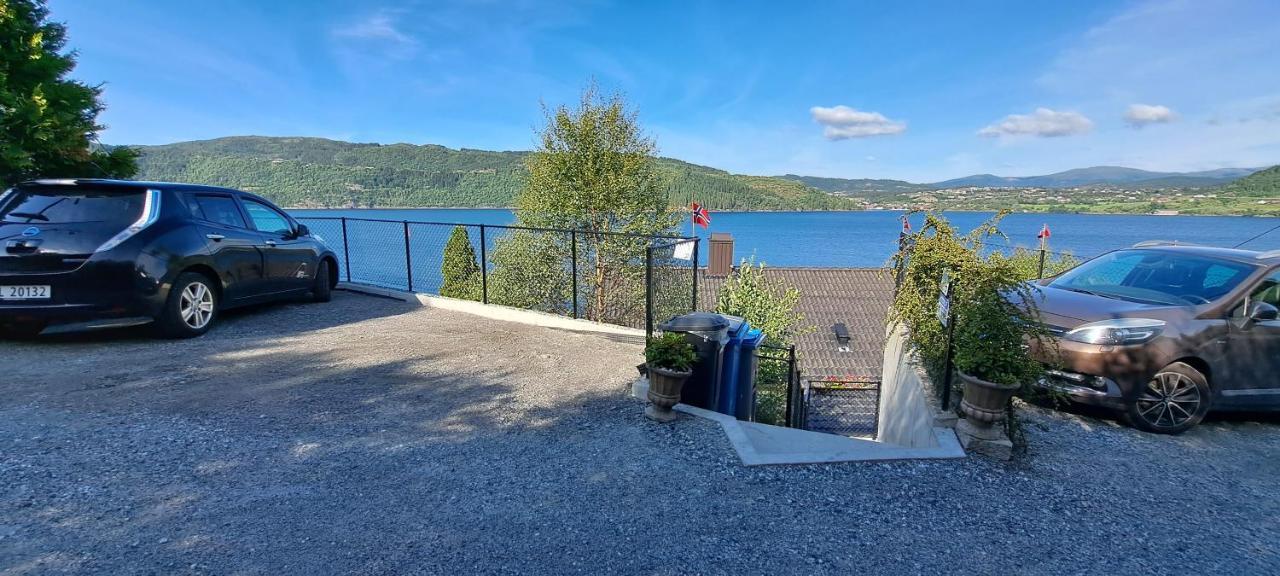 Bergen Sunrise Apartment - Self Check In - Free Parking Екстер'єр фото