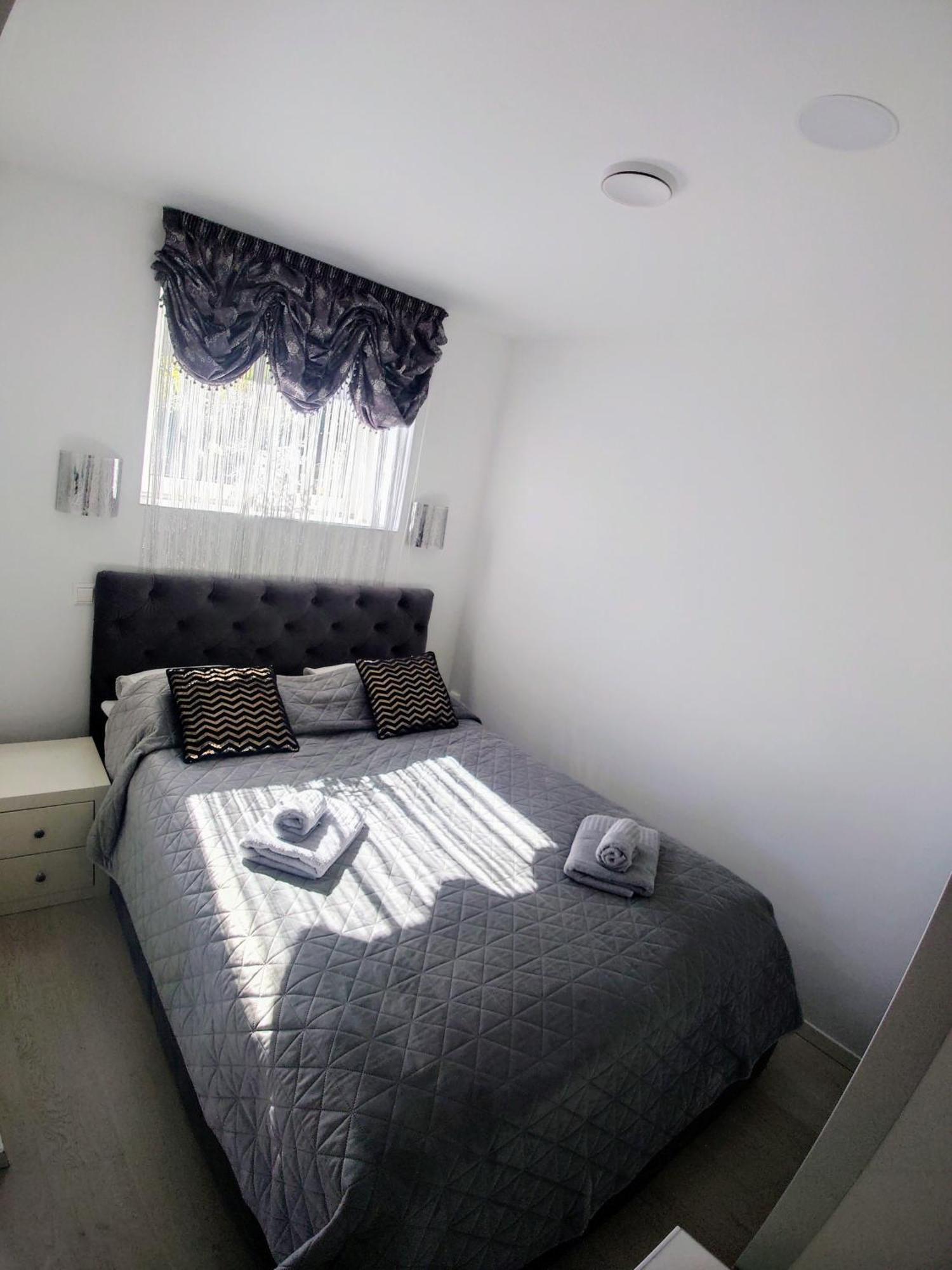 Bergen Sunrise Apartment - Self Check In - Free Parking Екстер'єр фото
